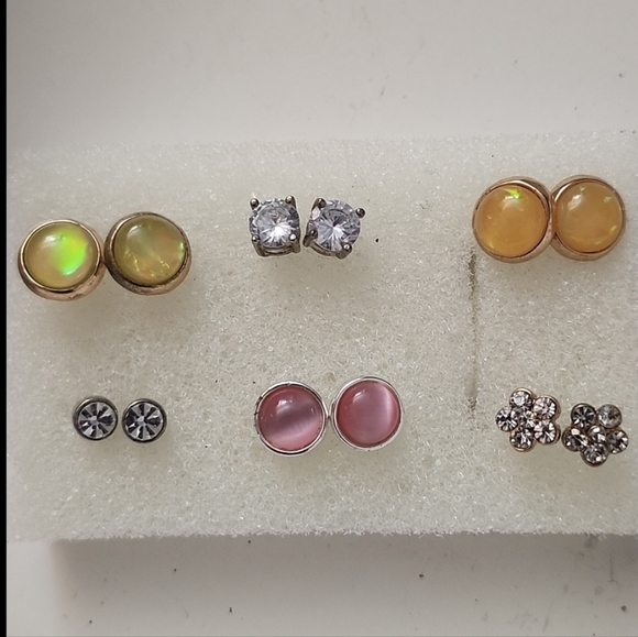 🔥6 Pairs Assorted Stud Earrings, Set #3 - Picture 10 of 10